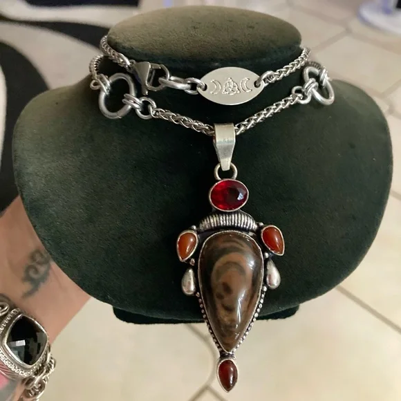 Genuine brown agate garnet and carnelian gemstones boho charm silver necklace - Picture 12 of 15